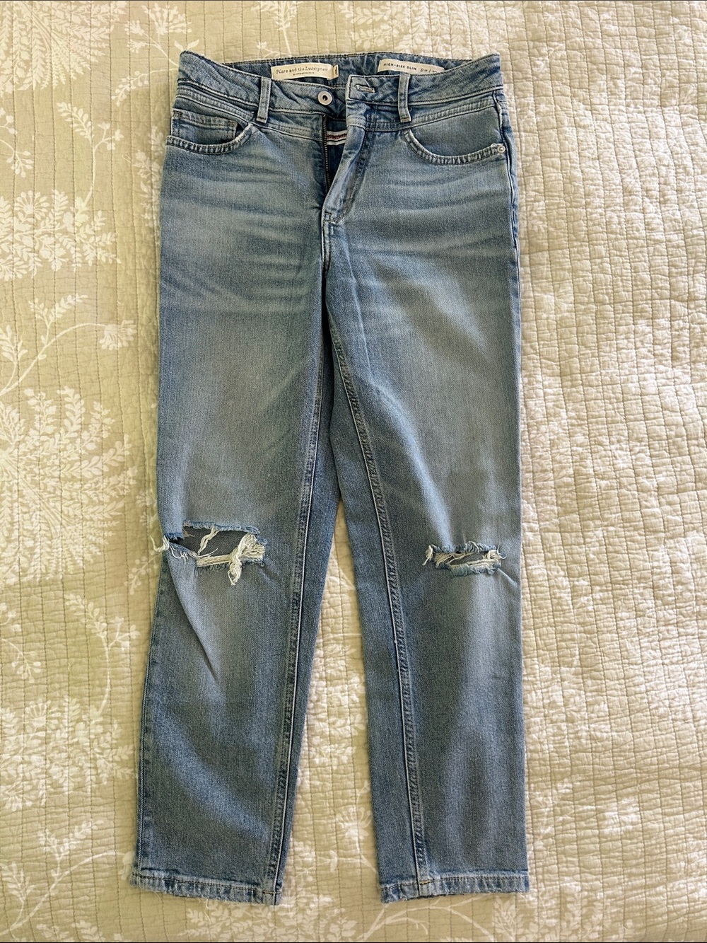 Pilcro Women's Distressed Slim Fir Jeans